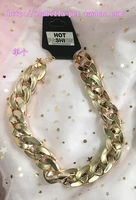 Пластиковое розовое золото