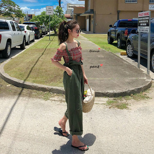 Hàn Quốc ins blogger ma ngựa hệ thống cô gái ~ cao cao bib + kẻ sọc off-the-vai cổ áo áo sơ mi nhỏ hai mảnh phù hợp với