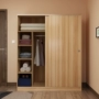 Đơn giản tủ quần áo cửa trượt tủ gỗ rắn tối giản hiện đại lắp ráp tấm gỗ kết hợp hai lớn trượt tủ quần áo cửa - Buồng tủ đầu giường