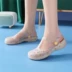 Croc Giày Nữ Mùa Hè 2023 Xốp Đế Dày Chống Thấm Nước Giày Đi Biển Chống Trơn Trượt Y Tá Y Tá Giày Sandal Nhựa 
