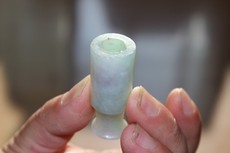 Мундштук 古玉 老玉 清代翡翠冰糯种烟嘴 a货