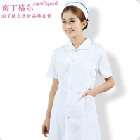 Белая летняя одежда, короткий рукав