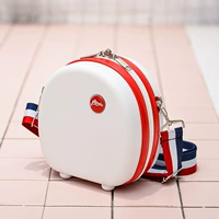 Кремовый, белый