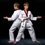 Cô gái trắng taekwondo quần áo eo trẻ em quần short chiến đấu mở võ thuật taekwondo phù hợp với nhóm đấm áo choàng găng tay đấm bốc trẻ em