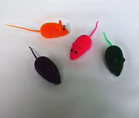 Маленькая мышь