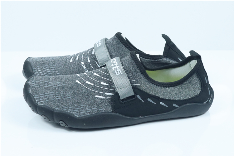 Deep PurpleBroken code Pick up the leak Running shoes Upstream shoes Parenting outdoors Barefoot Running shoes Quick drying Wading Hiking shoes lovers Diving shoes