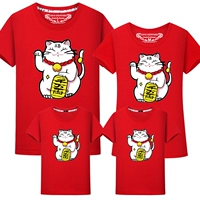 Mùa hè 2018 gia đình mới trang bị áo thun ngắn tay màu đỏ một gia đình gồm ba hoặc bốn chiếc áo thun may mắn mèo mèo cha mẹ áo gia đình ngộ nghĩnh