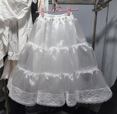 taobao agent [Wang Yan and Summer] 2 layers of European roots 3 sections of daily A -type skirts support medium Pengdu versatile long
