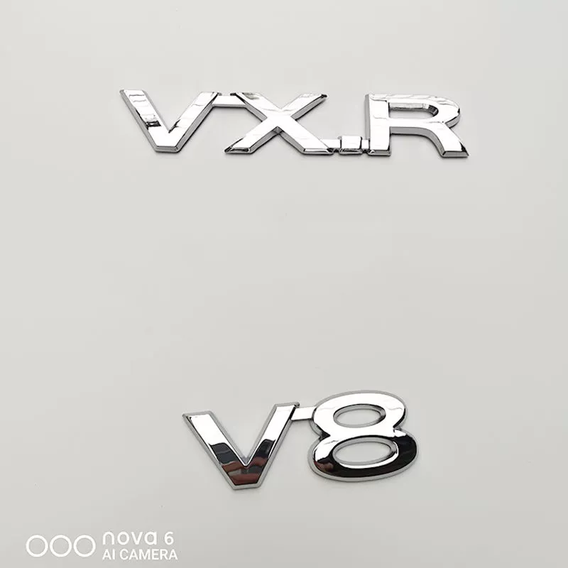 thương hiệu logo xe hơi Áp dụng cho Toyota Rand Cool Luzawa V8 Chữ Metal Logo Logo 5.7 Chuyển vị sau nhãn đuôi để dán nhãn đuôi VXR decal dán xe ô tô decal dán xe ô to tải 