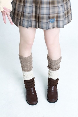 taobao agent Arrived on the first floor of brown legs, Y2K hot girl middle socks, knitted socks, jk subculture hot girl pile socks are thin