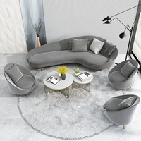 Три -личный диван+персиковой стул*3+кофейный столик