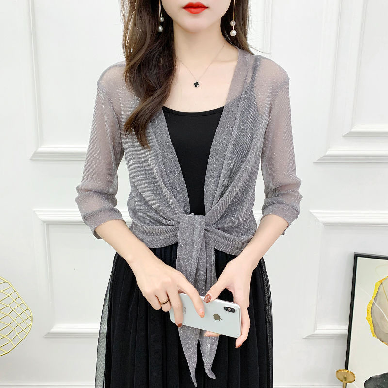 Silver Greysummer Shawl loose coat female Cardigan Netting have cash less than that is registered in the accounts Outside Big size Lace waistcoat Foreign style Sunscreen female Ice silk