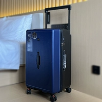 Голубовато-черный