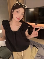 Без рукавов топ черный