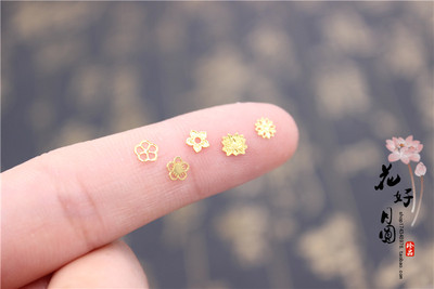 taobao agent Japanese toy, small doll, metal epoxy resin flower-shaped for manicure