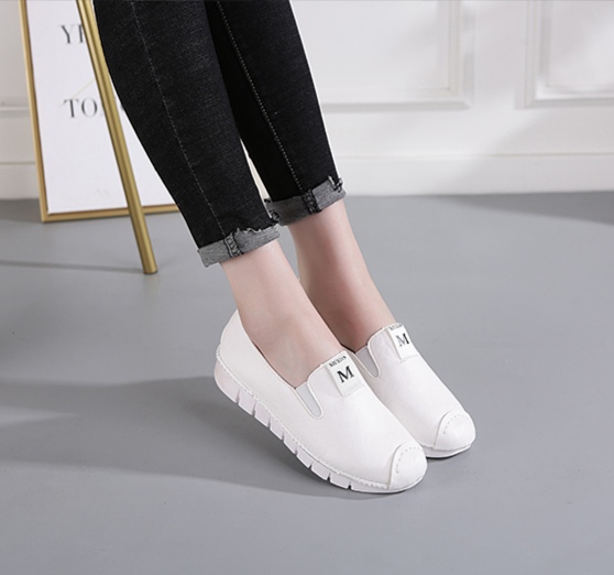 8801 White2021 Spring and summer Women's Shoes Doug shoes soft sole non-slip pregnant woman Flat bottom Single shoes female comfortable Mom shoes Mountaineering Running shoes