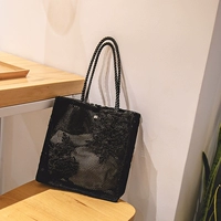 Черный, маленький