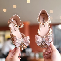 Детская маленькая кожаная обувь с бриллиантами. Весенне-осенняя новая обувь принцессы с милым бантом, женская обувь Baotou на мягкой подошве.