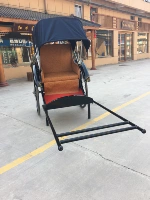 Блестящий черный