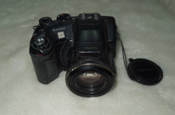 Fujifilm/ фудзи FinePix S7000 Bad камера СущностьЗаряжать машину. на складе