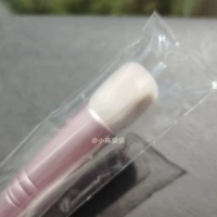 Румяна, синтезированная кисть, (в наличии на складе), J210