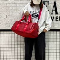 Полиуретановые красные туфли, с печатью вашего логотипа