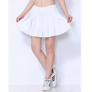 Jinguan hè 2018 váy xếp li chơi tennis thể thao váy trắng vuông nhảy thể dục quần áo bóng mềm đặt