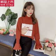 2018 đầu mùa thu mới Hàn Quốc phiên bản của cổ áo trumpet tay áo in áo len của phụ nữ đầu lỏng mỏng thời trang dài tay áo sơ mi