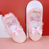 Детская танцевальная обувь, тренировочная обувь на мягкой подошве, танцевальная обувь для девочек с кошачьими когтями, кружевные балетки для малышей в китайском стиле для танцев для девочек