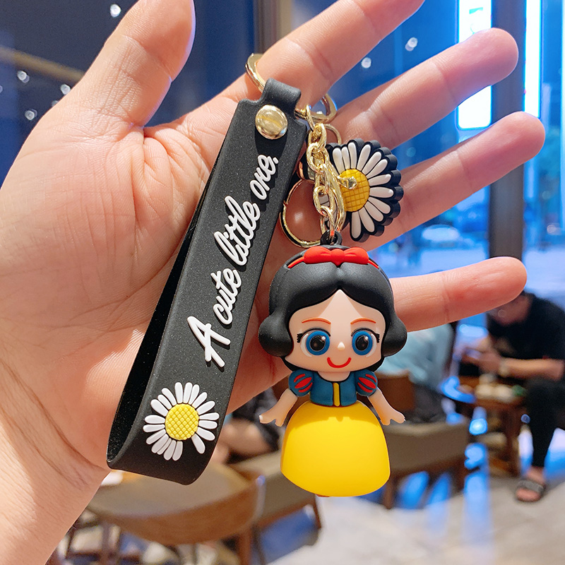 Snow WhiteCartoon Pendant Doll Key buckle female ins Internet celebrity lovely originality the republic of korea Key chain Ring a bag Small Pendant