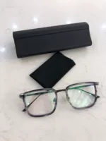 Черный и серый