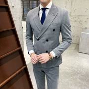 Bộ đồ đôi ngực phù hợp với nam mùa xuân và mùa thu Hàn Quốc phiên bản kinh doanh bình thường Slim xu hướng sọc phù hợp với váy ba lỗ thủy triều - Suit phù hợp
