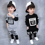 Bé trai mặc 1 bé 2 bé 3 bé Quần áo bé trai 4 bộ đồ 5 mùa thu 6 tuổi thủy triều Hàn Quốc kho báu nam mùa thu