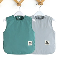 Детский нагрудник без рукавов