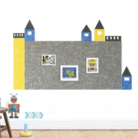 Темно -серой