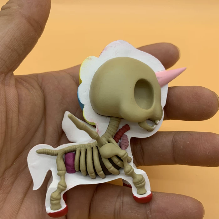 Spot XXRAY Tokidoki полу-анатомический единорог звезда Jason Freeny 4 дюйма