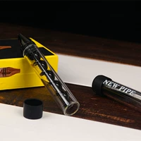 B Большой черный плоский рот