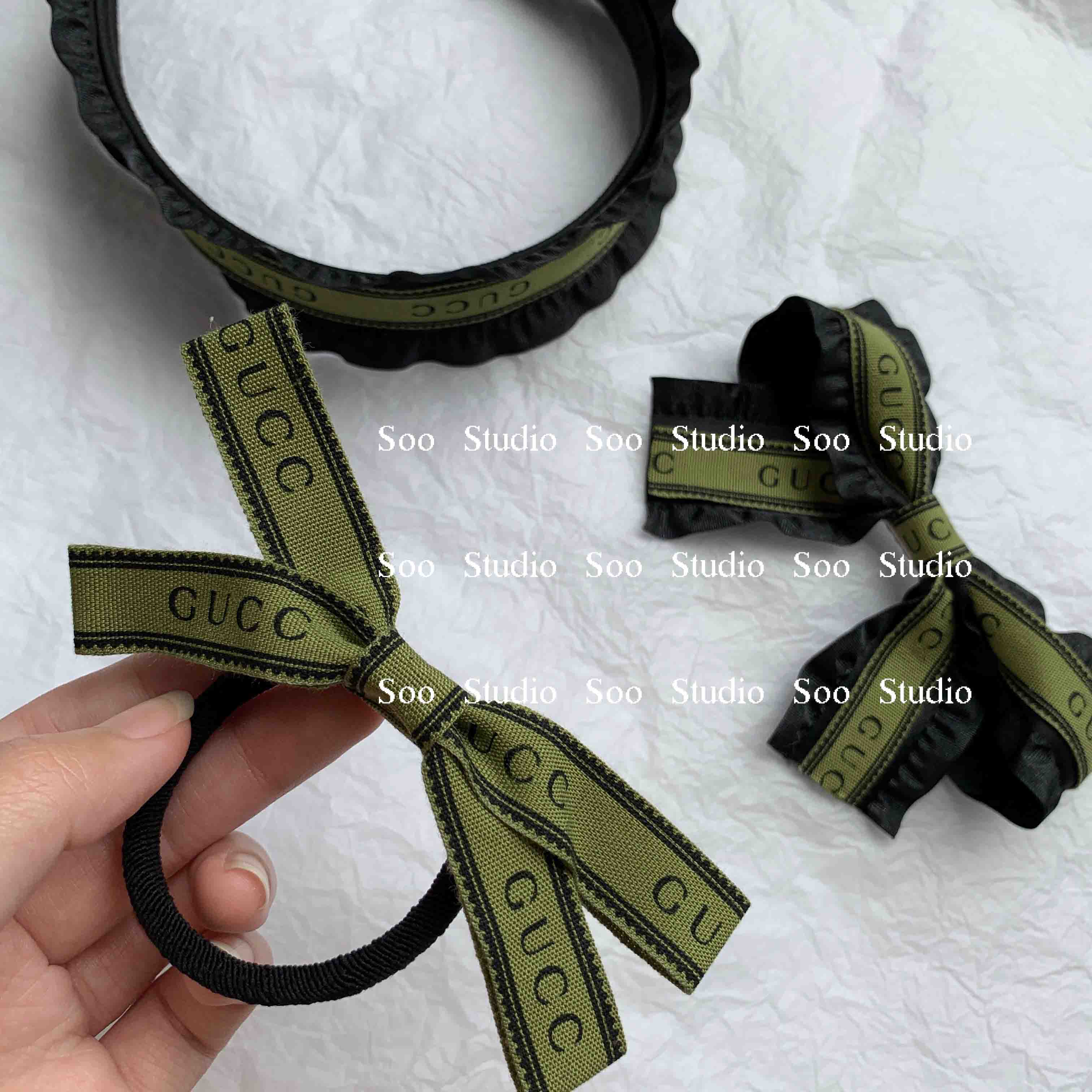 CoilingSoo ! G letter green silk ribbon bow hair hoop Hairpin Headband Retro Gong Tingfeng Wave edge Hand made Hair accessories