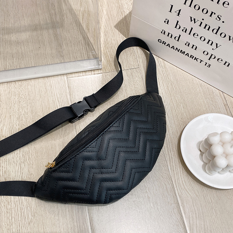 V pattern black