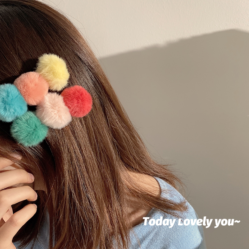 น่ารัก! กิ๊บติดผมลูกกวาดหัวใจ BB ขนปุยน่ารัก กิ๊บติดผม   萌萌の哒！糖果色毛绒绒发夹可爱少女心BB夹刘海夹发卡森系发饰品 น่ารัก! กิ๊บติดผมลูกกวาดหัวใจ BB ขนปุยน่ารัก กิ๊บติดผม  