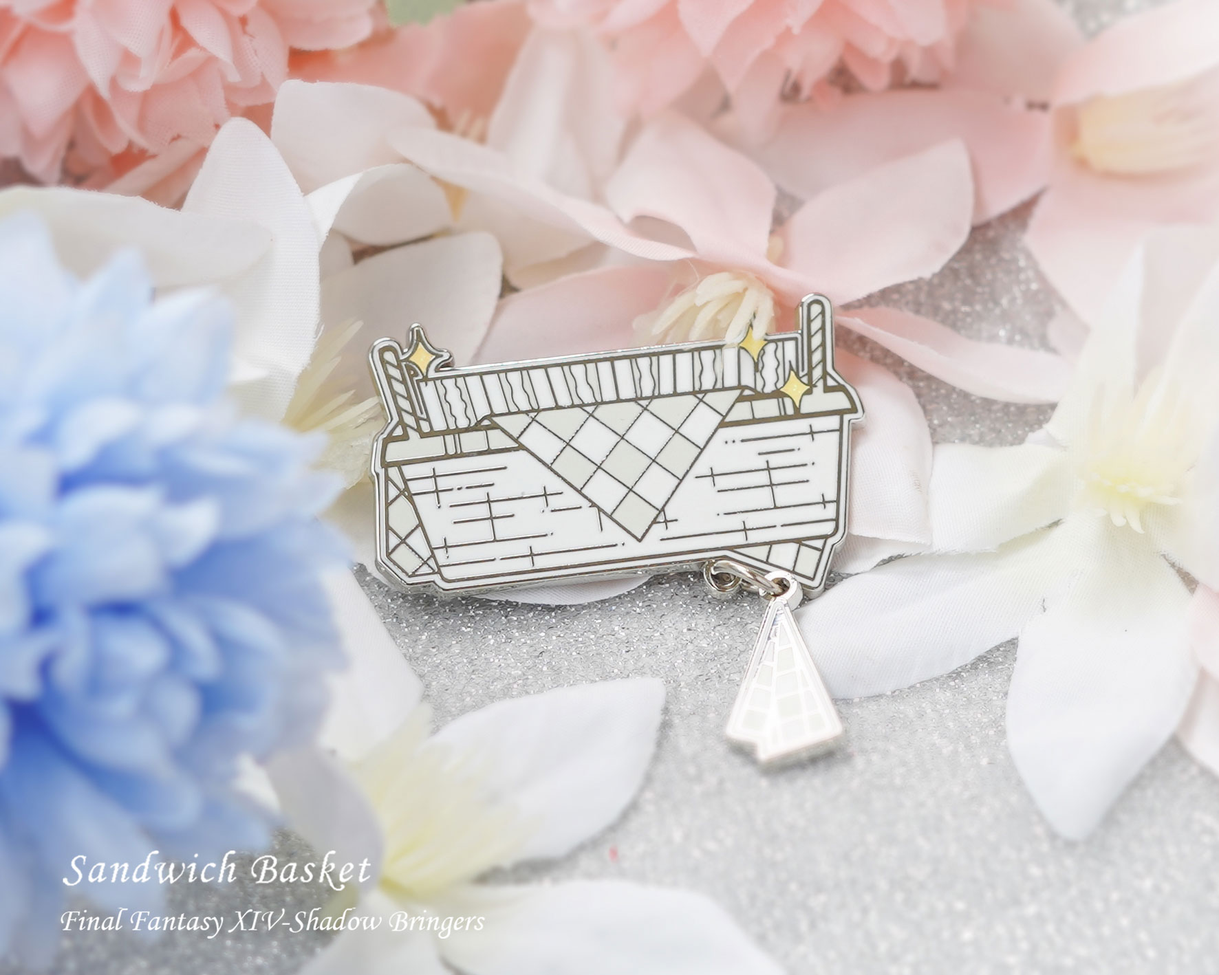 White Enamelonion pocket | ff14 crystal common Of Sandwich Basket Metal badge Accessories reserve