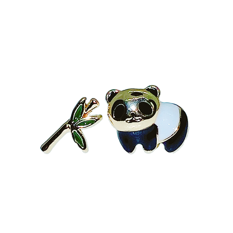 熊猫竹叶耳钉