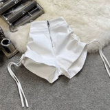 Черные дизайнерские весенние шорты, летние штаны, эластичные румяна, высокая талия, на шнурках, в обтяжку, тренд сезона, популярно в интернете, облегающий крой