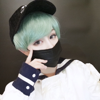 taobao agent Fashionable green wig, bangs, straight hair, helmet, 2022 collection, cosplay