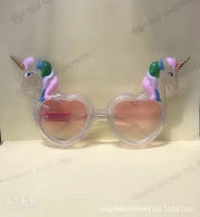 Фиолетовый