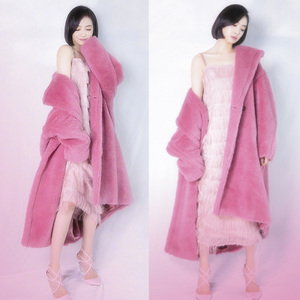 2018 mùa thu và mùa đông Bài Hát 茜 cùng một đoạn màu hồng faux fur coat ngọt ngào mềm chị quần áo mùa thu và mùa đông đơn ngực áo sang trọng