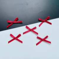 Красный, 2.3×3см