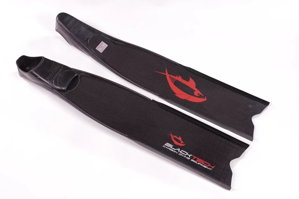 blacktech carbon fins