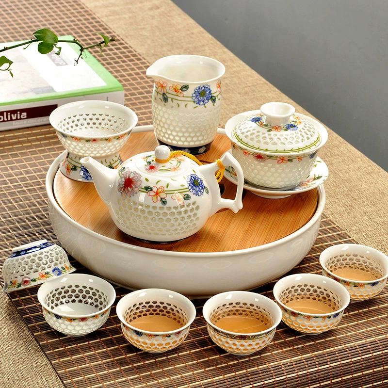 Linglong Honeycomb Bộ ấm trà bằng sứ màu xanh và trắng Bộ gốm sứ Kung Fu Bộ ấm trà Chén trà bằng gỗ rắn Phụ kiện khay trà - Trà sứ