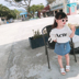 Xiaochao cô gái quần áo trẻ em bé trắng thư in bông T-Shirt 2018 mùa hè mới cô gái ngắn tay áo sơ mi Áo thun